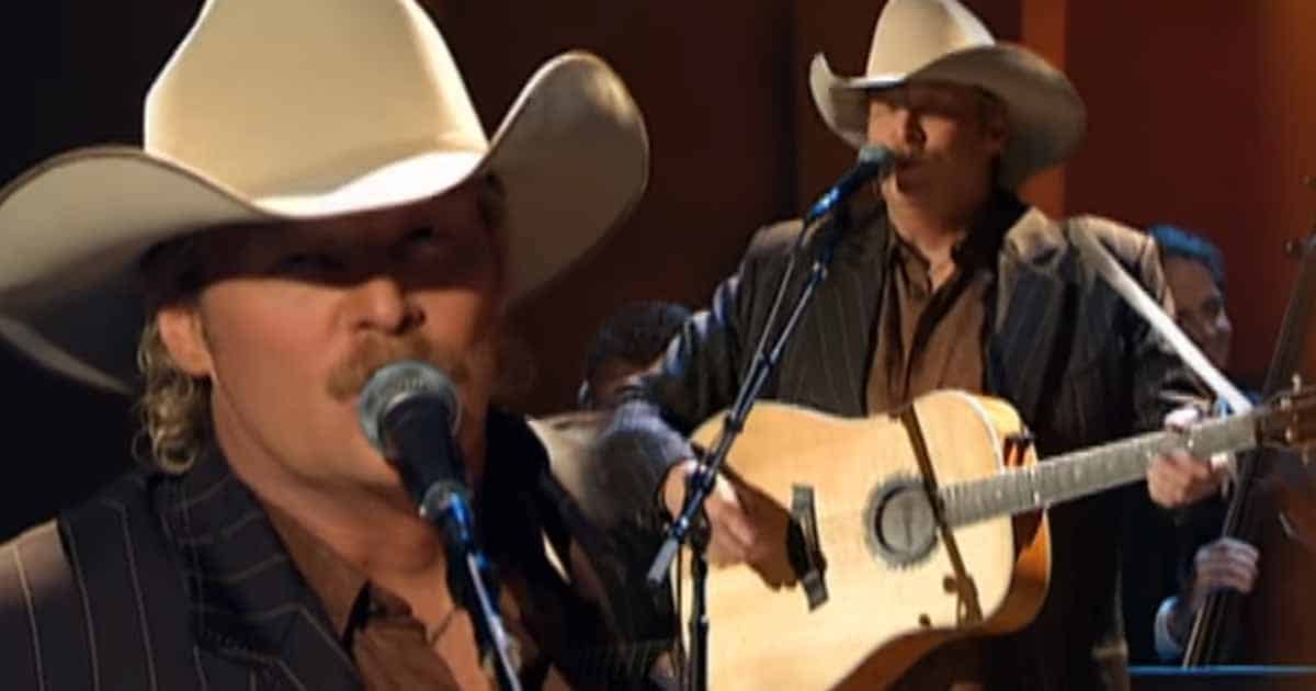 Alan Jackson Praises the Lord With Country Gospel Mash-up