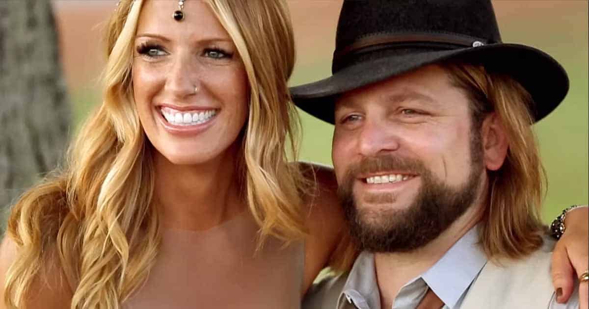 ZBB Coy Bowles and Kylie - Country Thang Daily