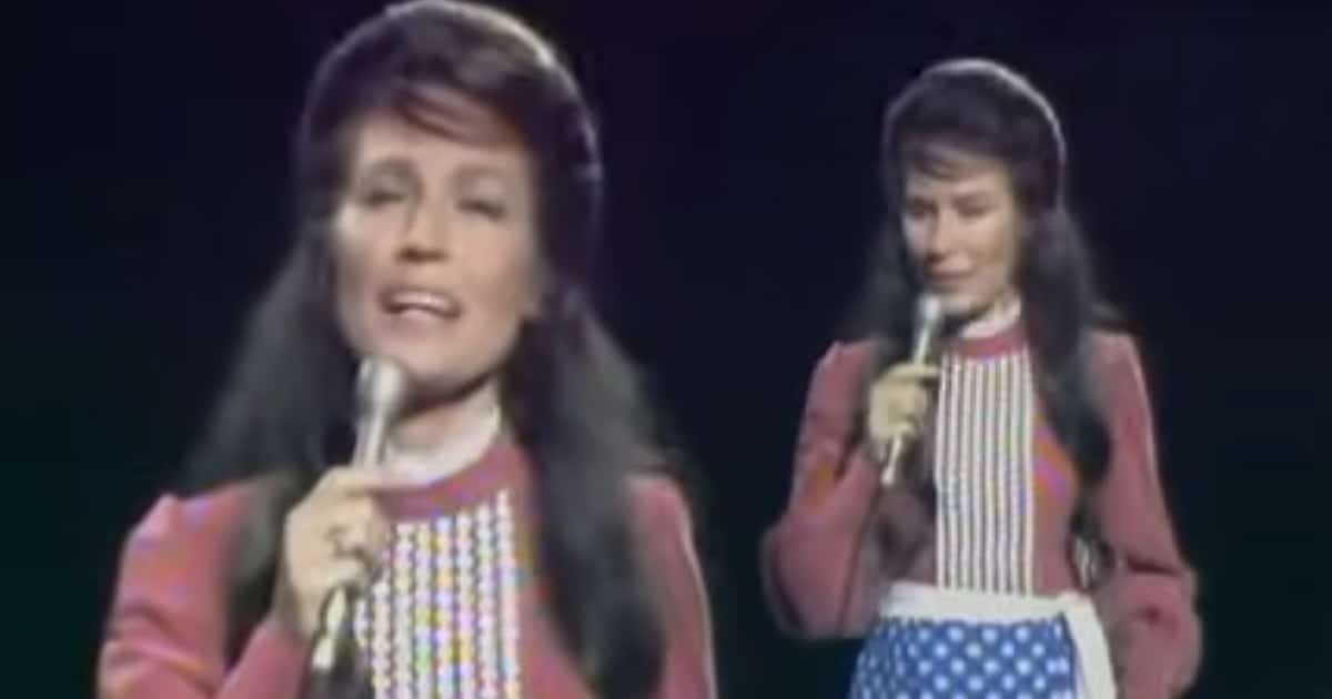 Loretta Lynn’s Calming Cover of “Peace in the Valley”