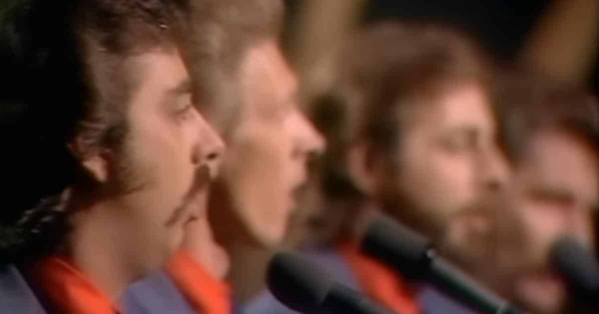 Cope with the Loneliness of Heartbreak by Counting the “Flowers on the Wall” with The Statler Brothers