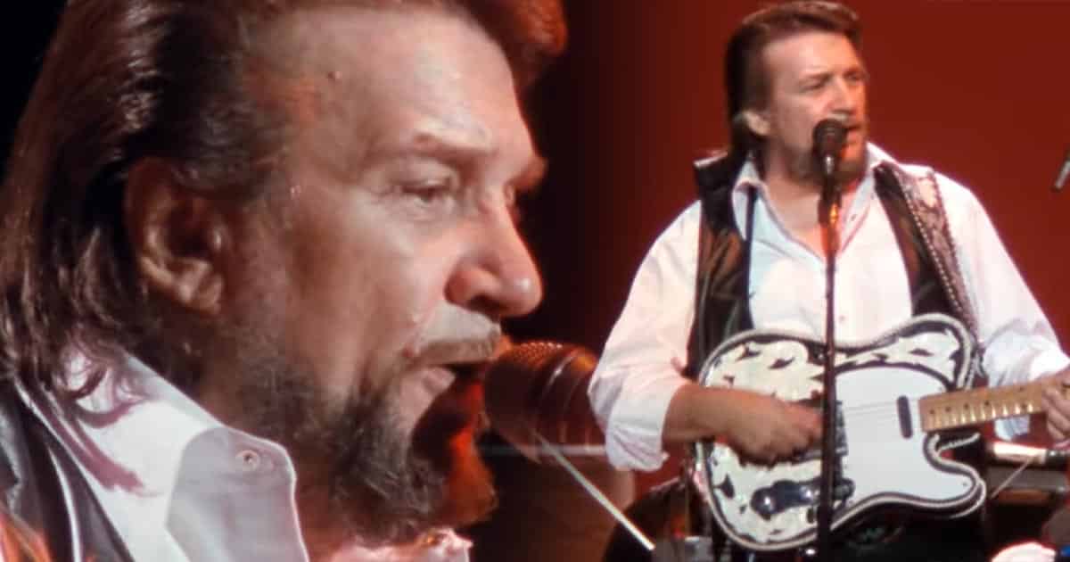 Waylon Jennings Pushed Back Against the Status Quo in 1975 Hit Track “Are You Sure Hank Done It This Way”