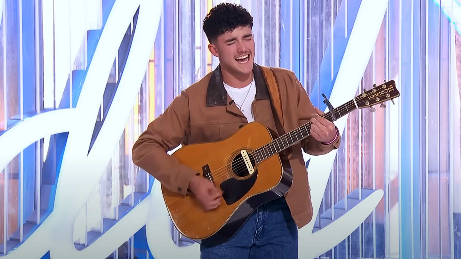 Bryson Quick stuns American Idol judges with a country twist on Pink Floyd’s Time, earning a golden ticket and a Grand Ole Opry invitation.